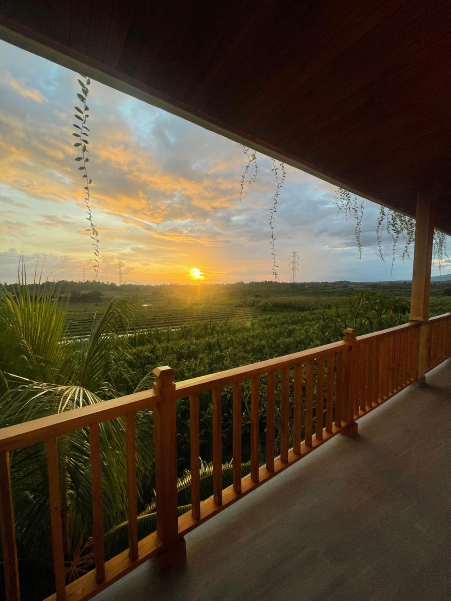 Surfers Villa Medewi Jembrana Exterior foto