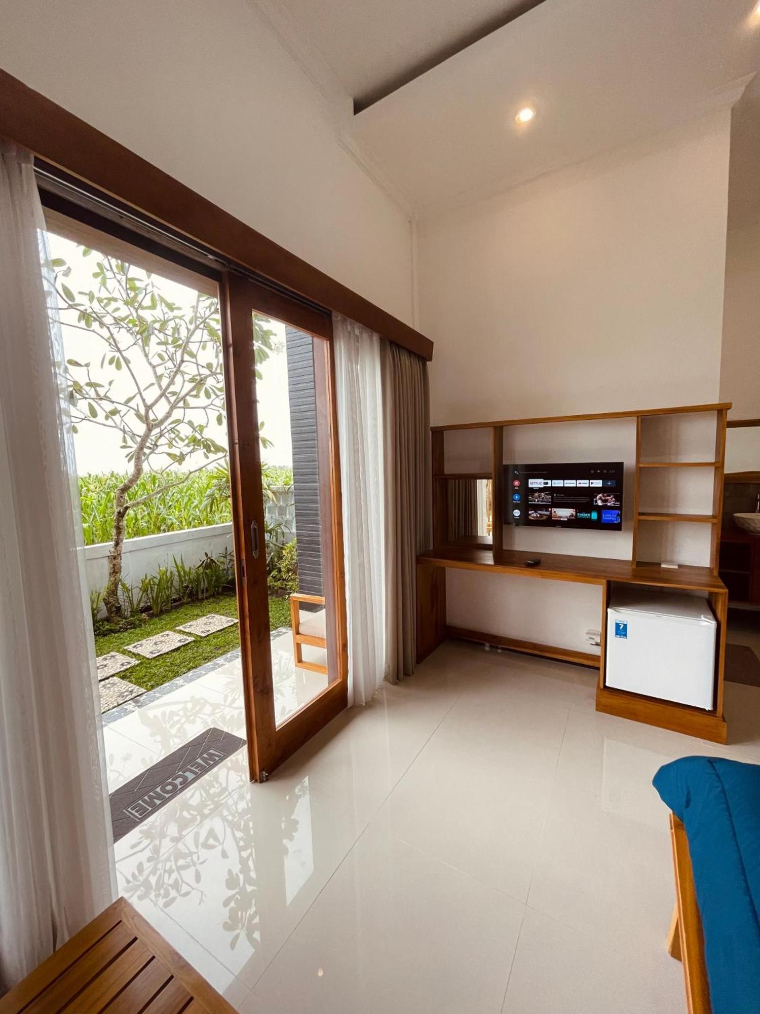 Surfers Villa Medewi Jembrana Exterior foto